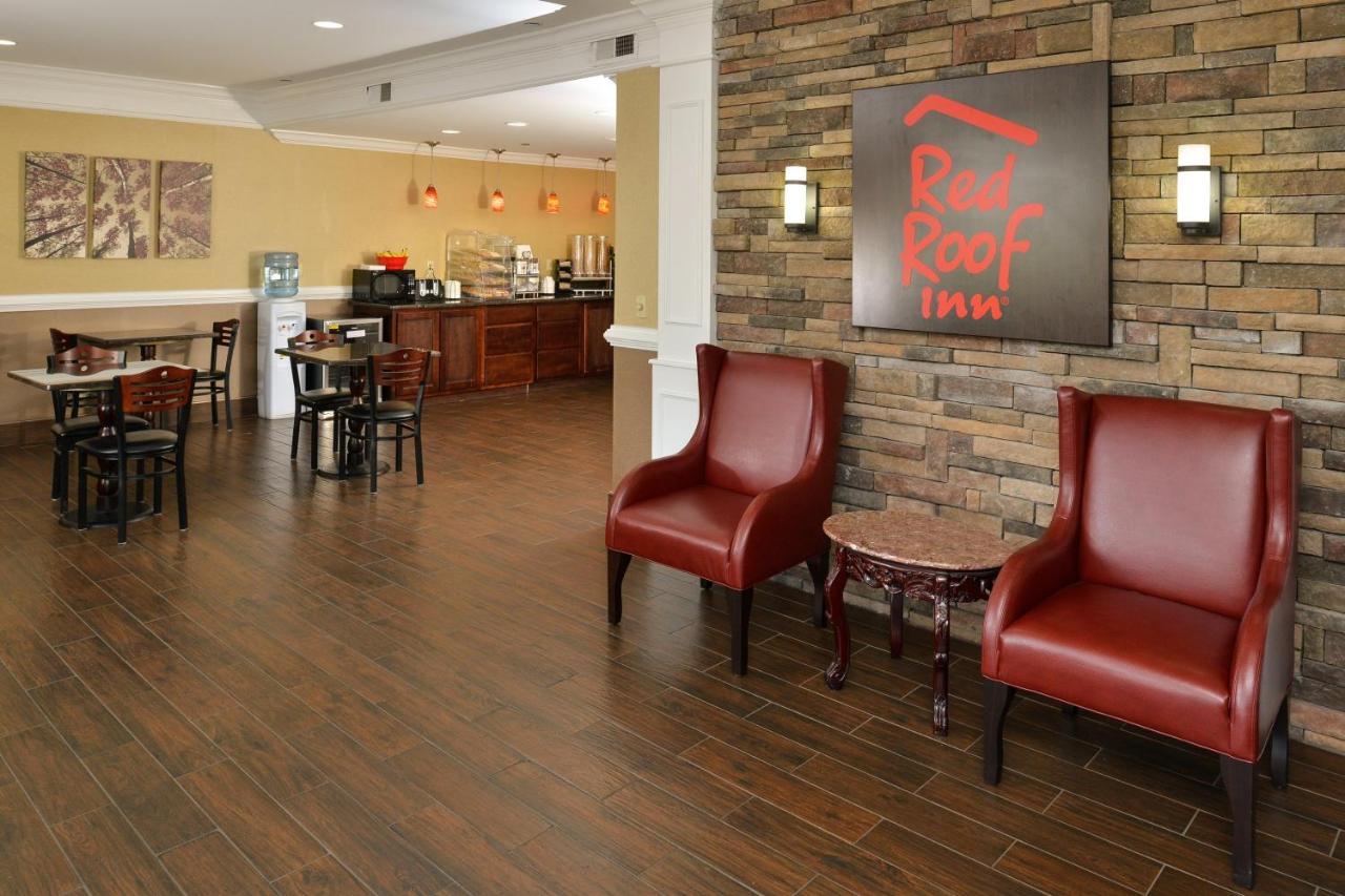 Red Roof Inn Долтон Экстерьер фото